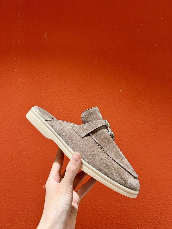 로로피아나 썸머 워크 로퍼 클래식[매장가 300만원대]