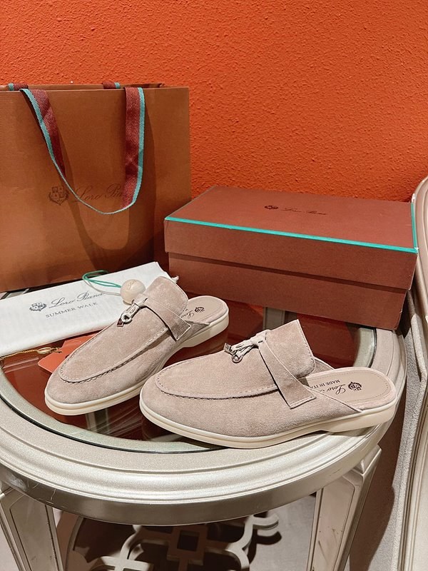 로로피아나 썸머 워크 로퍼 클래식[매장가 300만원대]