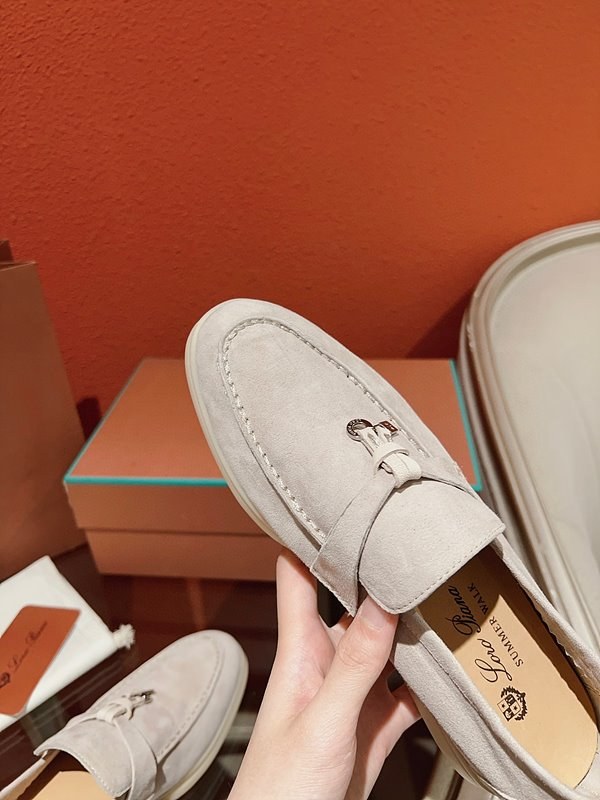 로로피아나 썸머 워크 로퍼 클래식[매장가 320만원대]