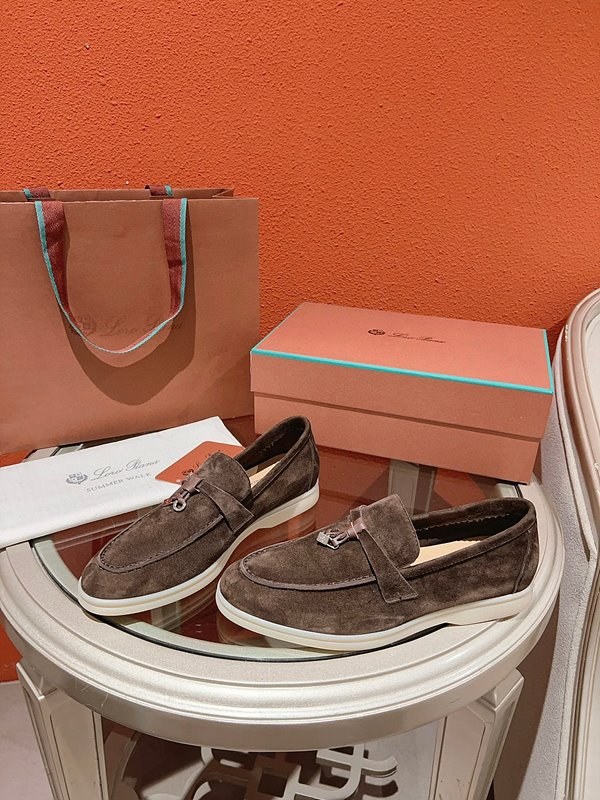 로로피아나 썸머 워크 로퍼 클래식[매장가 320만원대]