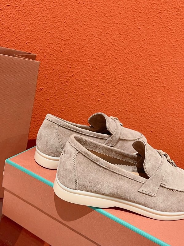 로로피아나 썸머 워크 로퍼 클래식[매장가 320만원대]