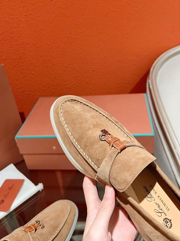 로로피아나 썸머 워크 로퍼 클래식[매장가 320만원대]