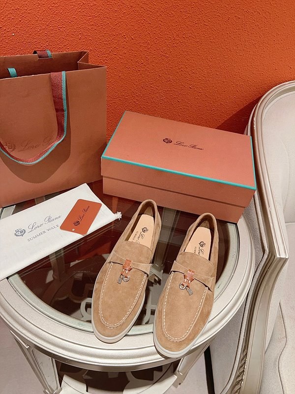 로로피아나 썸머 워크 로퍼 클래식[매장가 320만원대]