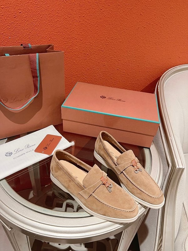 로로피아나 썸머 워크 로퍼 클래식[매장가 320만원대]