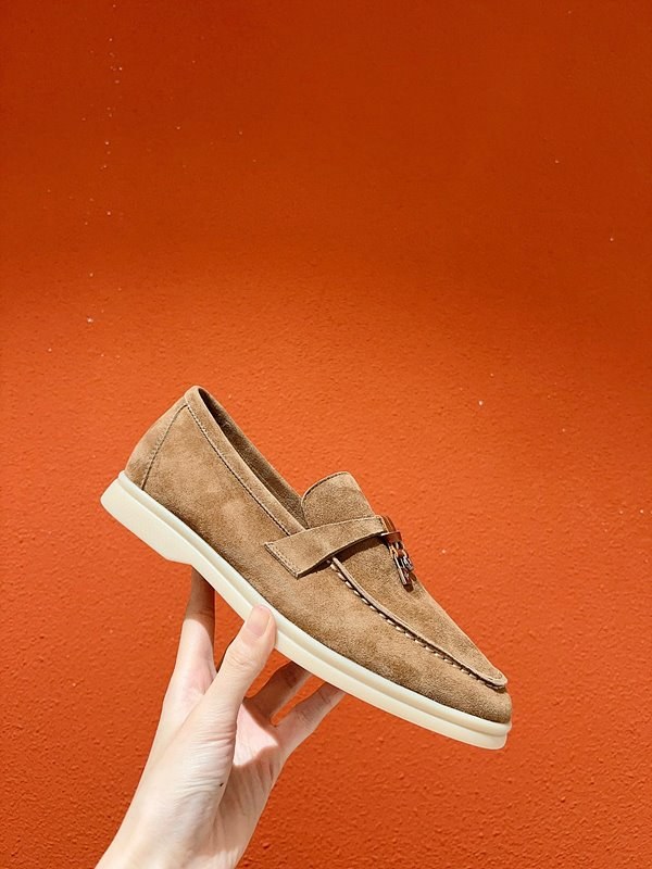 로로피아나 썸머 워크 로퍼 클래식[매장가 320만원대]