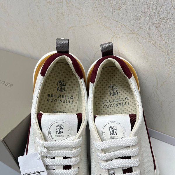 BRUNELLO CUCINELLI 브루넬로 쿠치넬리 남성 스웨이드 패치 펀칭 레더 스니커즈 / 화이트 [매장가189만원대]