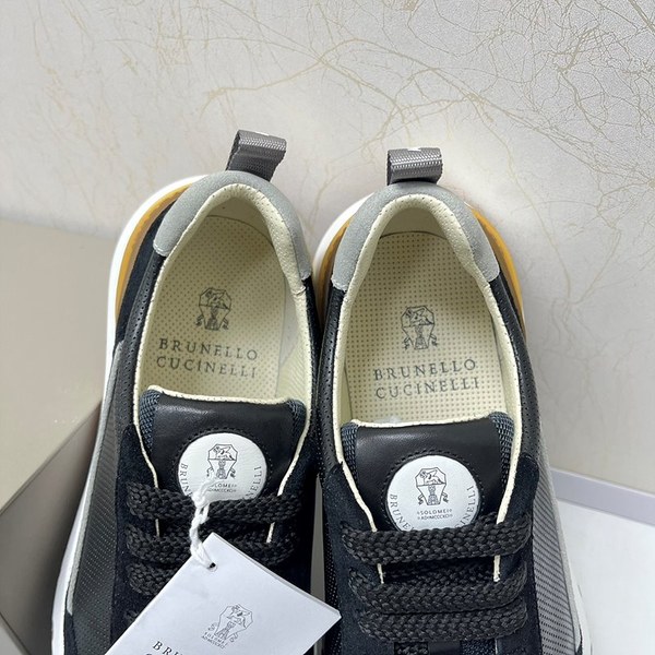 BRUNELLO CUCINELLI 브루넬로 쿠치넬리 남성 스웨이드 패치 펀칭 레더 스니커즈 / 블랙 [매장가189만원대]
