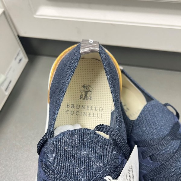 BRUNELLO CUCINELLI 브루넬로 쿠치넬리 남성 니트 로우탑 스니커즈 / 블루 [매장가165만원대]