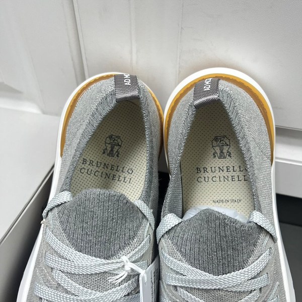BRUNELLO CUCINELLI 브루넬로 쿠치넬리 남성 니트 로우탑 스니커즈 / 라이트그레이 [매장가165만원대]