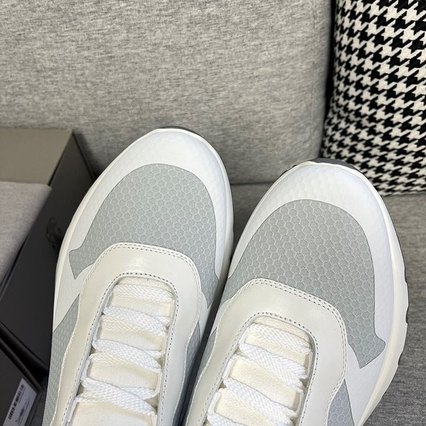 BRUNELLO CUCINELLI 브루넬로 쿠치넬리 남성 로우탑 스니커즈 / 그레이 [매장가165만원대]