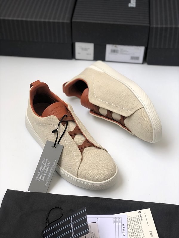 ZEGNA 제냐 트리플 스티치 로우탑 스니커즈 / 화이트디어스킨 [매장가119만원대]