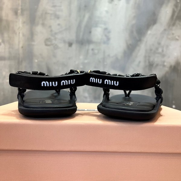 미우미우 Riviere 코드 및 가죽 샌들 [매장가 120만원대]
