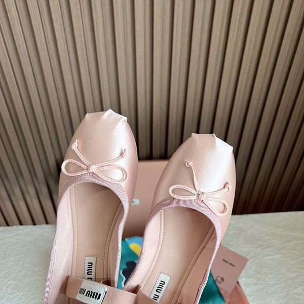 미우미우 새틴 발레리나 슈즈 오키드핑크 [매장가130만원대]