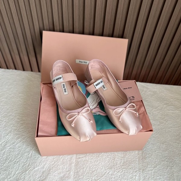 미우미우 새틴 발레리나 슈즈 오키드핑크 [매장가130만원대]