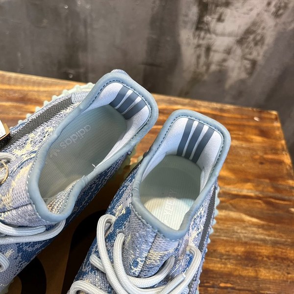 아디다스 이지부스터 Adidas Yeezy 350V1