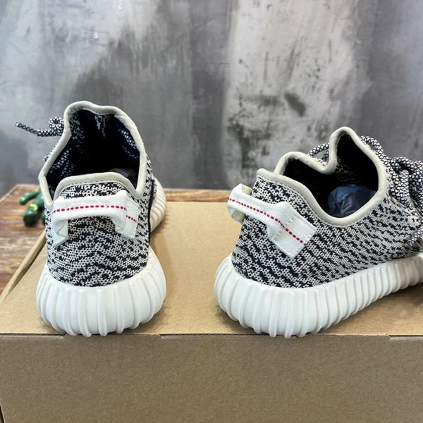 아디다스 이지부스터 Adidas Yeezy 350V1