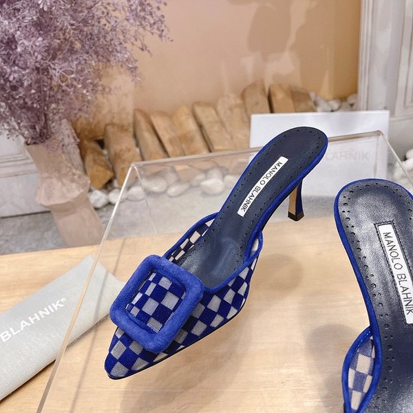 Manolo Blahnik 사각 메쉬 뮬 슬리퍼(7cm) [매장가 340만원대]