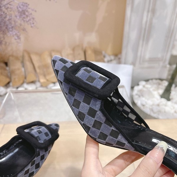 Manolo Blahnik 사각 메쉬 뮬 슬리퍼(7cm) [매장가 340만원대]