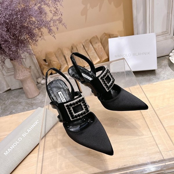 Manolo Blahnik 실크 하이힐 다이아몬드 버클 샌들(10cm) [매장가 370만원대]