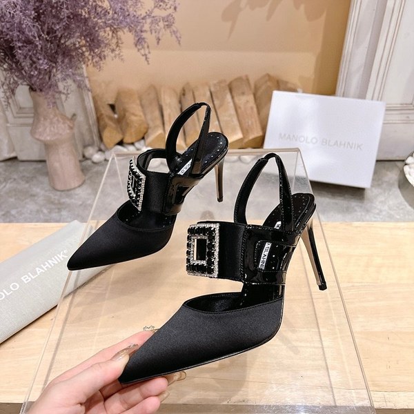 Manolo Blahnik 실크 하이힐 다이아몬드 버클 샌들(10cm) [매장가 370만원대]