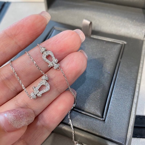 프레드 포스텐 네크리스 스몰 [매장가 292만원대]