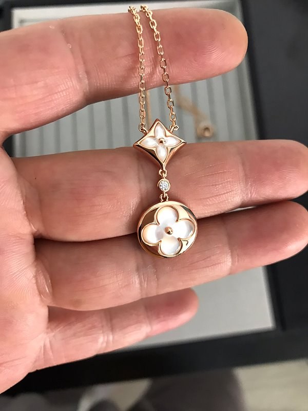 루이비통 컬러 블라썸 목걸이 [매장가 758만원대]