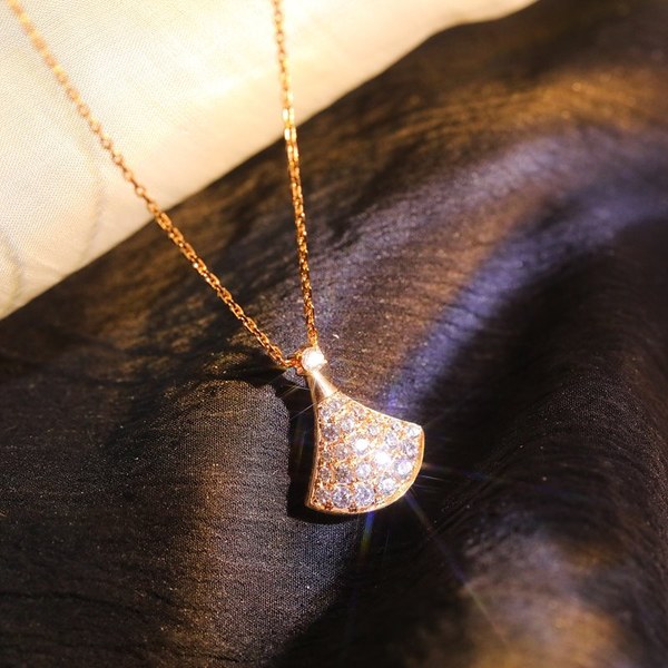 불가리 디바스 드림 네크리스 2color [매장가 810만원대]