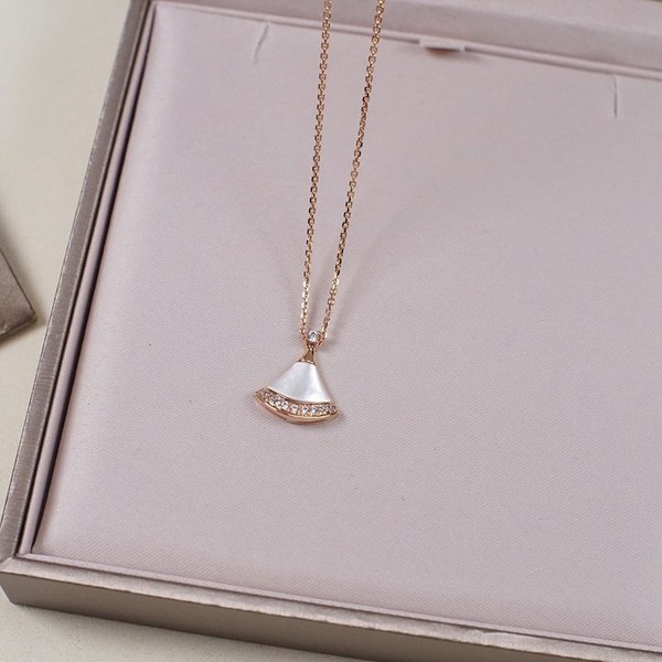 불가리 디바스 드림 네크리스 [매장가 505만원대]