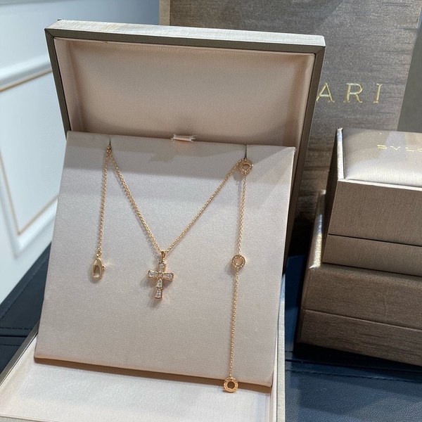 불가리 크로스 펜던트 네크리스 2color [매장가 515만원대]