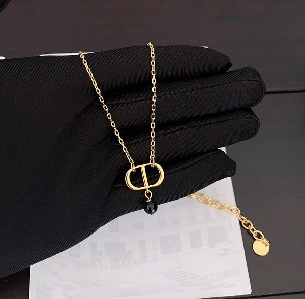 디올 Petiit CD 목걸이 [매장가 70만원대]