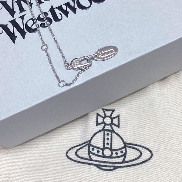 비비안웨스트우드 올림피아 펄 목걸이 [매장가 38만원대]