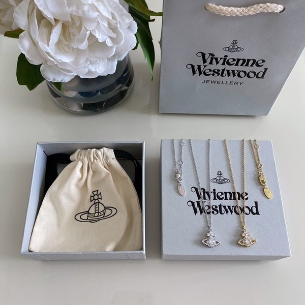 비비안웨스트우드 발렌티나 오브 목걸이 2color [매장가 38만원대]