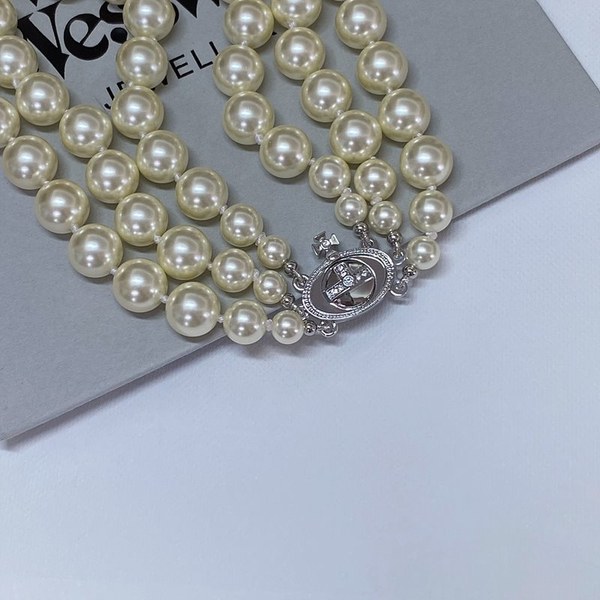 비비안웨스트우드 쓰리로우 펄 바스 릴리프 초커 목걸이 2color [매장가 113만원대]