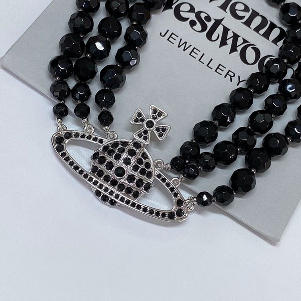 비비안웨스트우드 메살린 쓰리로우 초커 목걸이 [매장가 118만원대]