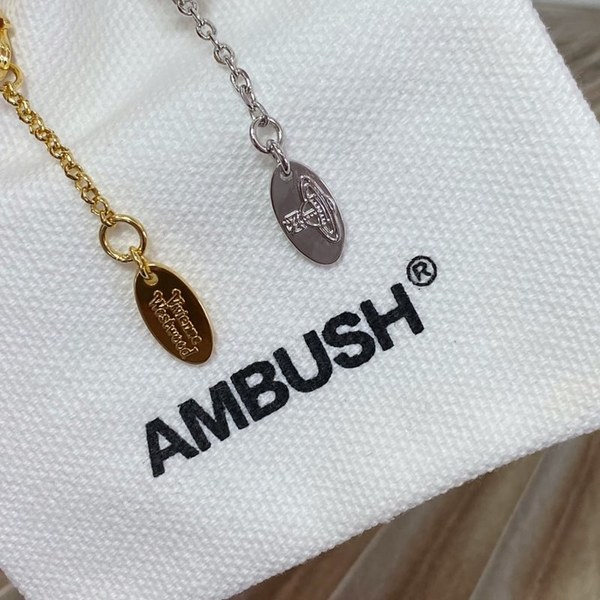 비비안웨스트우드 루크리스 목걸이 2color [매장가 43만원대]