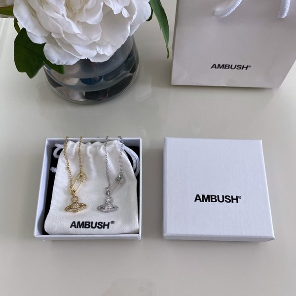 비비안웨스트우드 루크리스 목걸이 2color [매장가 43만원대]