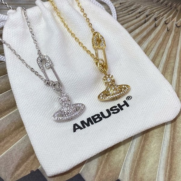 비비안웨스트우드 루크리스 목걸이 2color [매장가 43만원대]