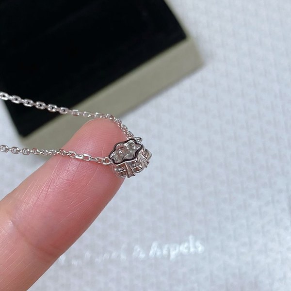 반클리프 플로레뜨 펜던트 2color