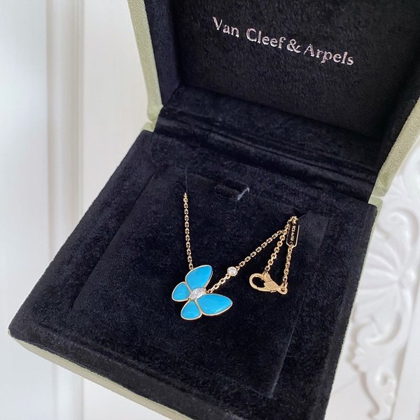 반클리프 투 버터플라이 펜던트