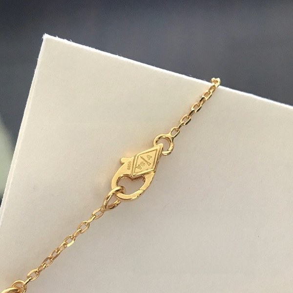 반클리프 스위트 알함브라 펜던트 2color [매장가 216만원대]