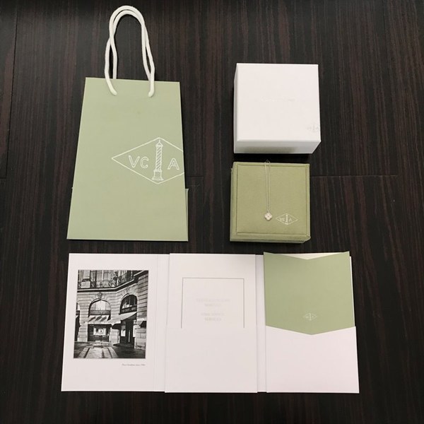 반클리프 스위트 알함브라 펜던트 [매장가 491만원대]