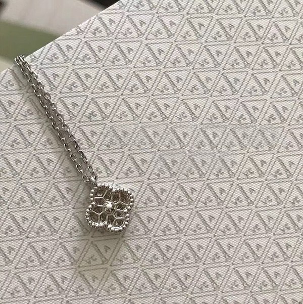 반클리프 스위트 알함브라 펜던트 [매장가 491만원대]