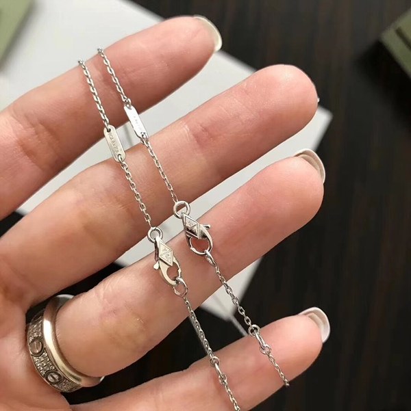 반클리프 스위트 알함브라 펜던트 [매장가 491만원대]