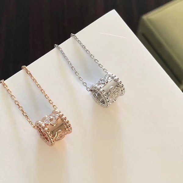 반클리프 뼤르릴 클로버 펜던트 2color [매장가 705만원대]