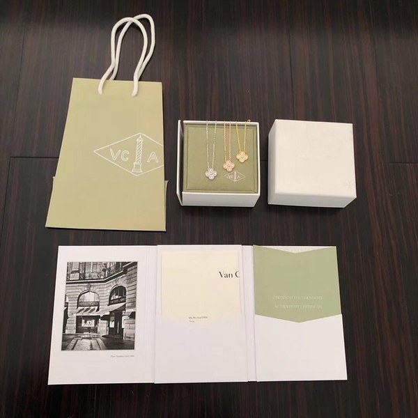 반클리프 빈티지 알함브라 펜던트 3color