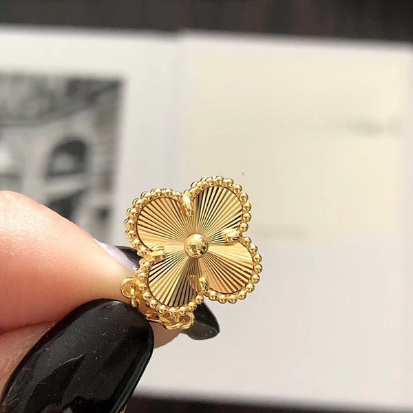 반클리프 빈티지 알함브라 펜던트 [매장가 530만원대]