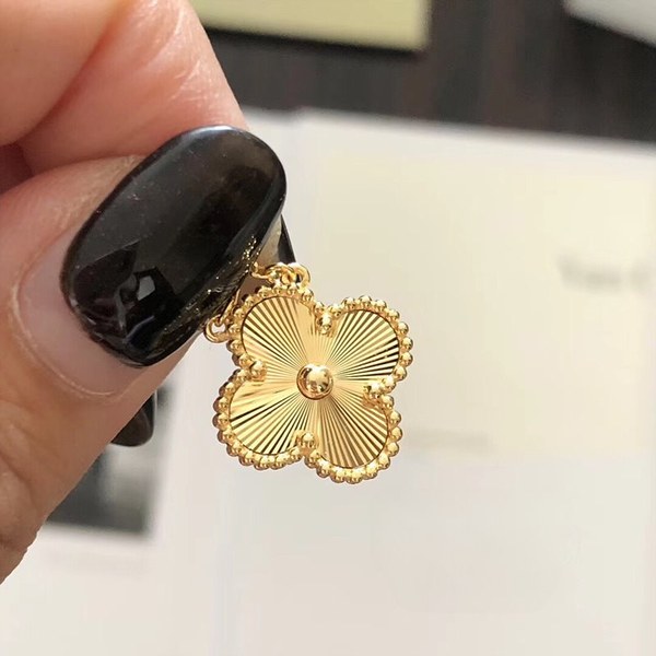 반클리프 빈티지 알함브라 펜던트 [매장가 530만원대]