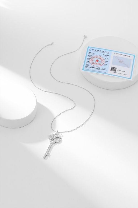 티파니앤코 키 빅토리아 네크리스 5.1cm