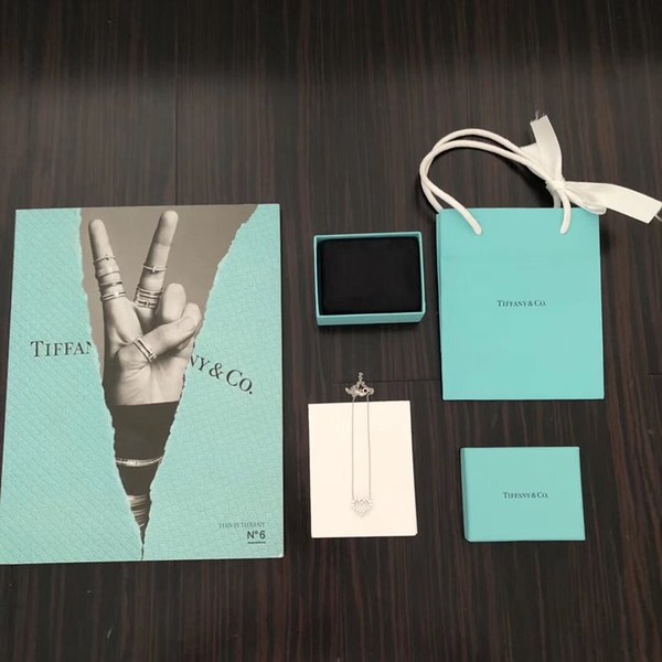 티파니앤코 하트 펜던트 네크리스 [매장가 285만원데]