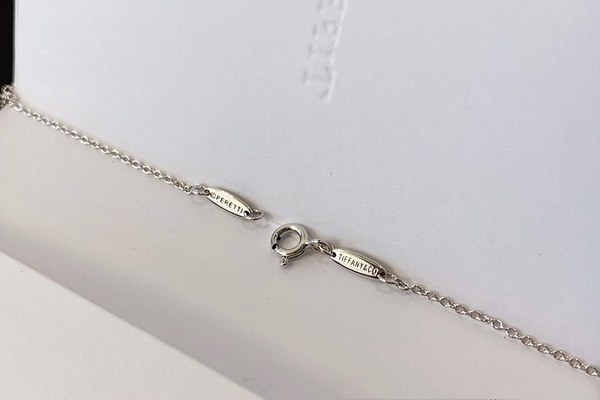 티파니앤코 크로스 팬던트 2size [매장가 500만원대]